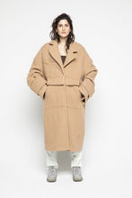Load image into Gallery viewer, Neringa Wool Coat